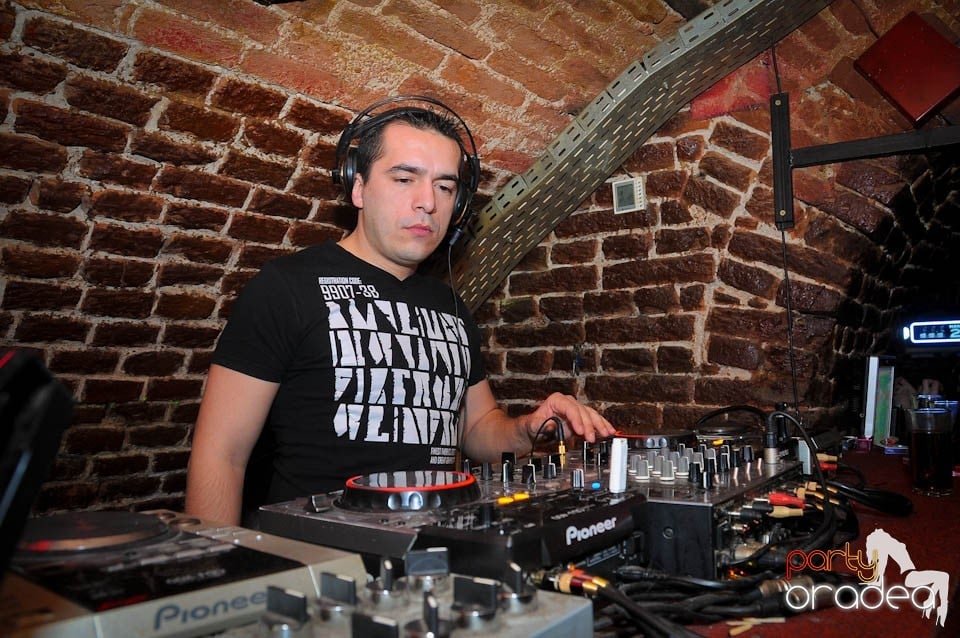 Seară de neuitat în Club Escape, 