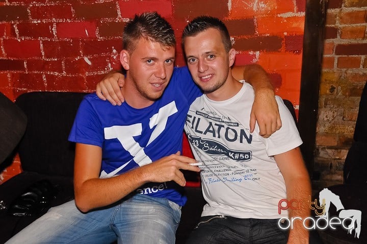 Seară de neuitat în Club Escape, 