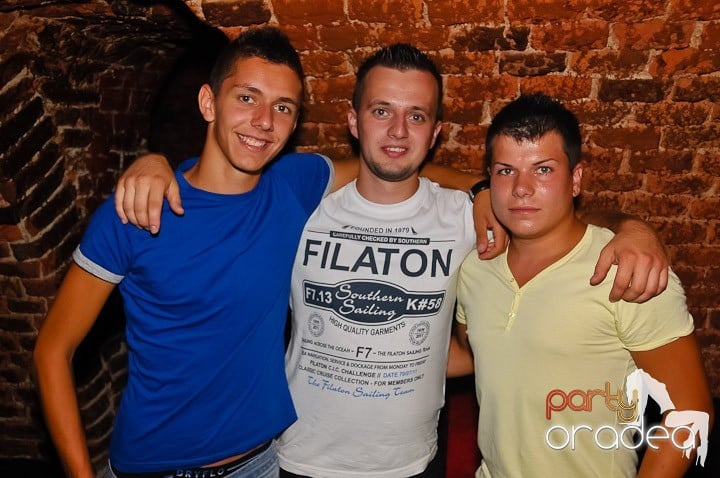 Seară de neuitat în Club Escape, 