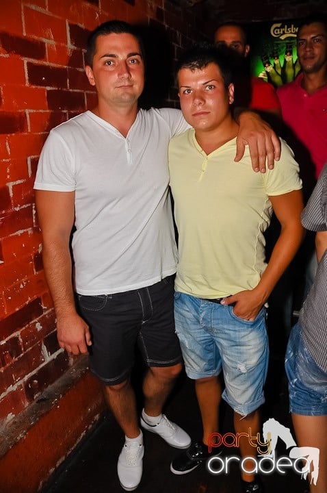 Seară de neuitat în Club Escape, 