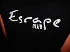 Seară incendiară în Club Escape