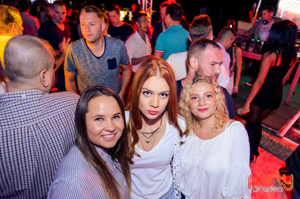 Seară incendiară la Rivo Summer Club, Hanul Pescarilor