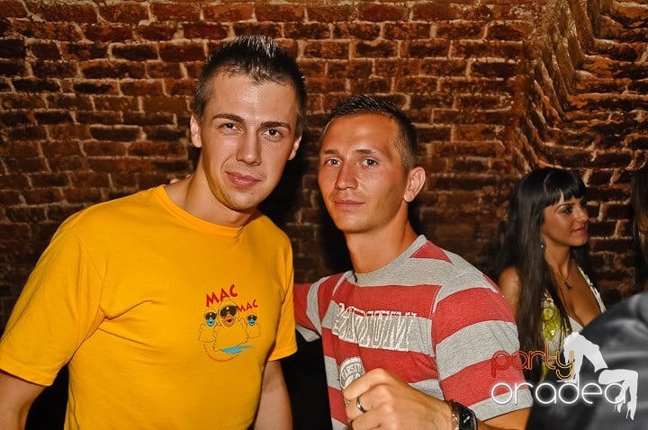 Seara miercuri în Escape, 