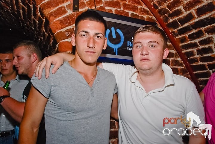 Seara miercuri în Escape, 