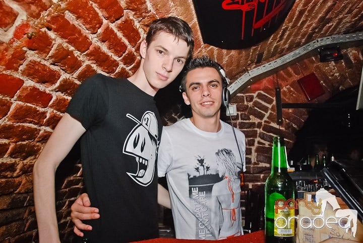 Seara miercuri în Escape, 