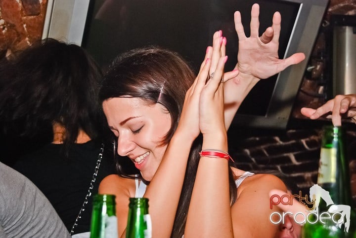 Seara miercuri în Escape, 