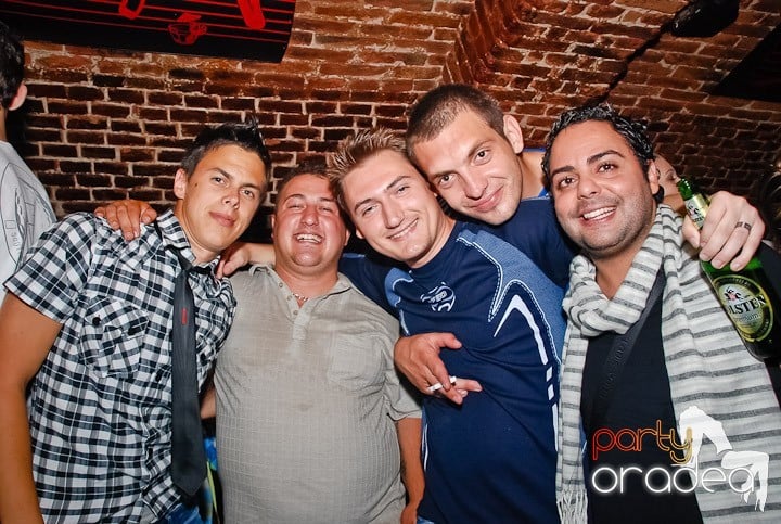 Seara miercuri în Escape, 