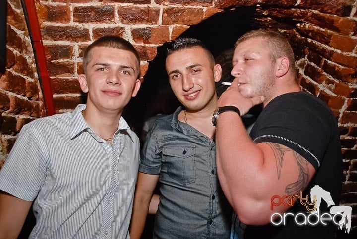 Seara miercuri în Escape, 