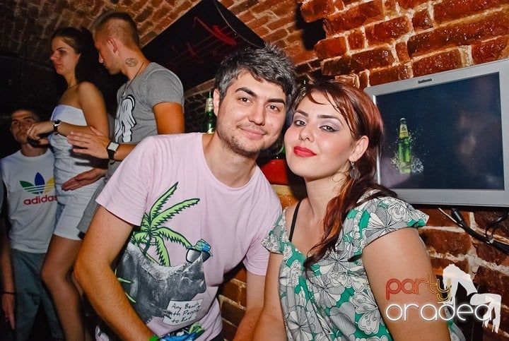 Seara miercuri în Escape, 