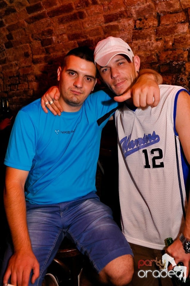 Seara promoţiilor în Club Escape, 