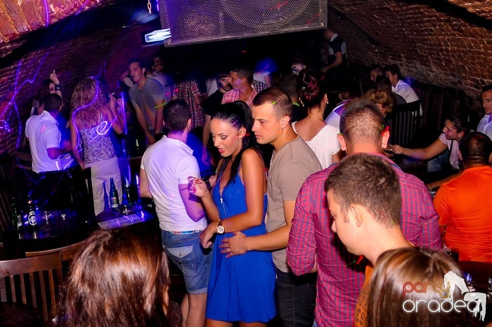 Seara promoţiilor în Club Escape, 