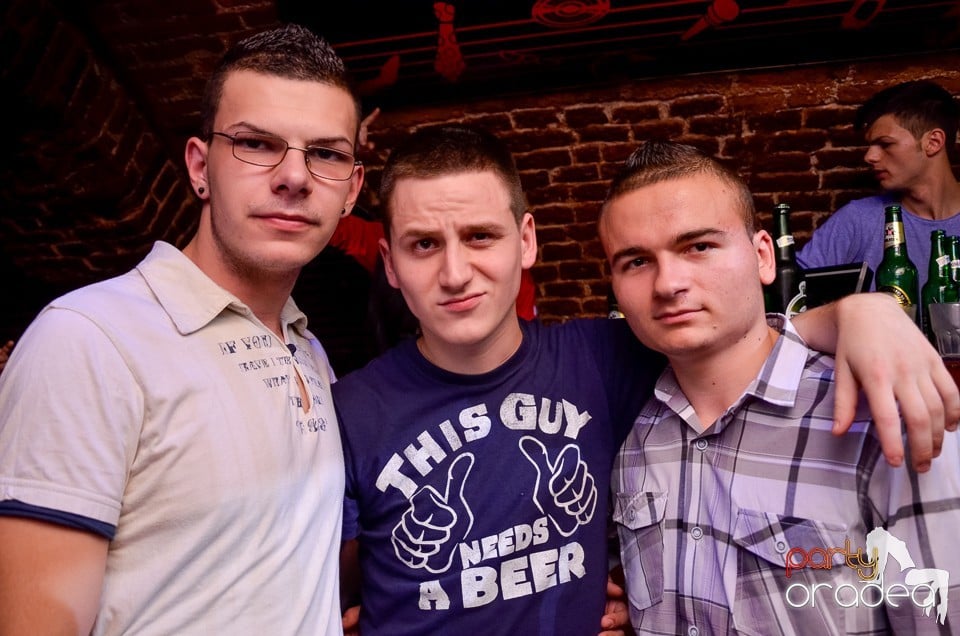 Seara promoţiilor în Club Escape, 