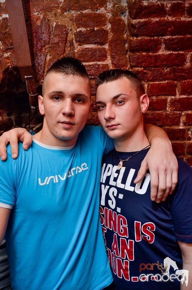 Seara promoţiilor în Club Escape, 