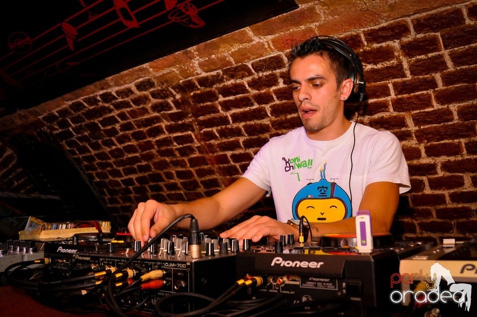 Seara promoţiilor în Club Escape, 