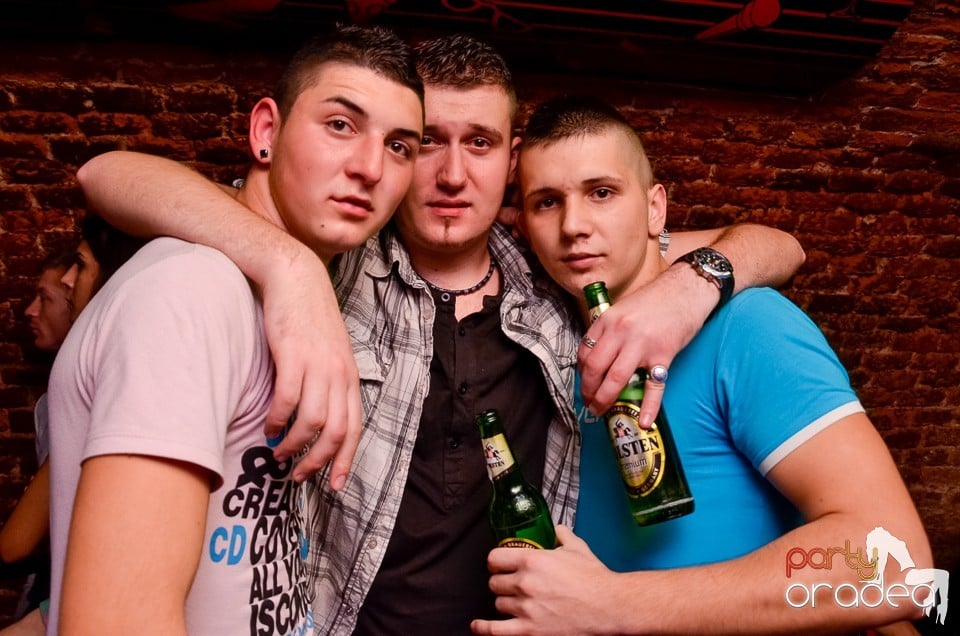 Seara promoţiilor în Club Escape, 