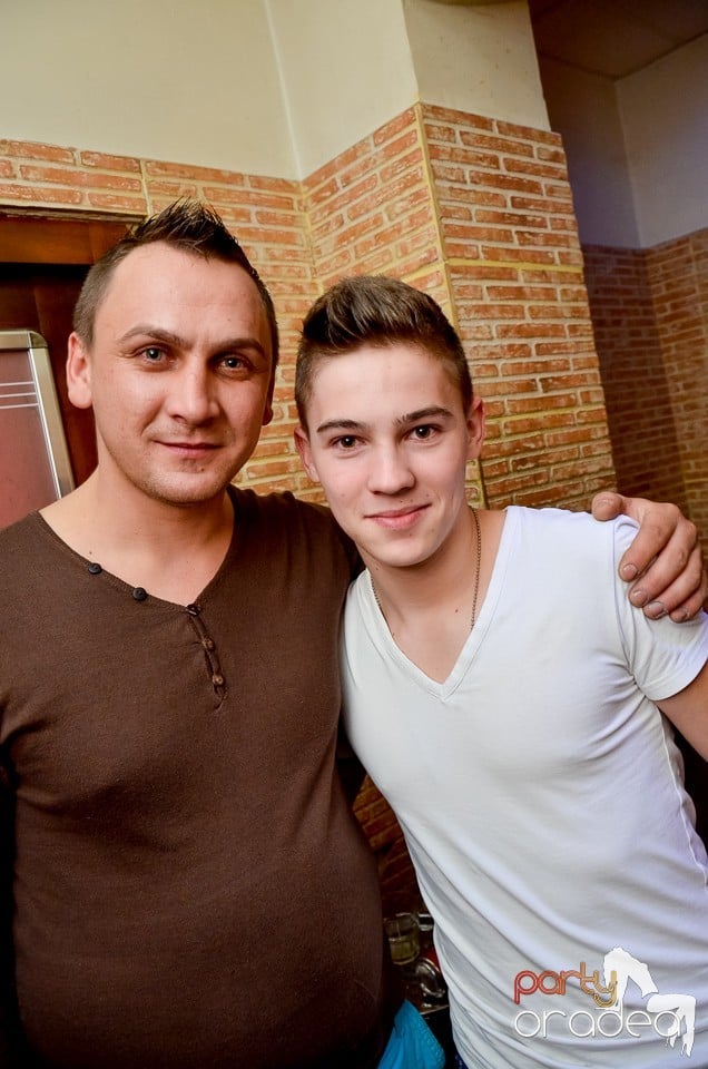 Seara promoţiilor în Club Escape, 