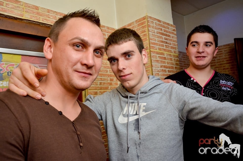 Seara promoţiilor în Club Escape, 