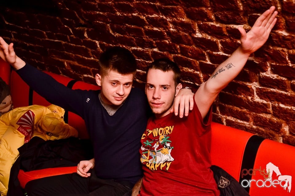 Seara promoţiilor în Club Escape, 