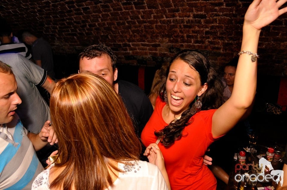 Seara promoţiilor în Club Escape, 