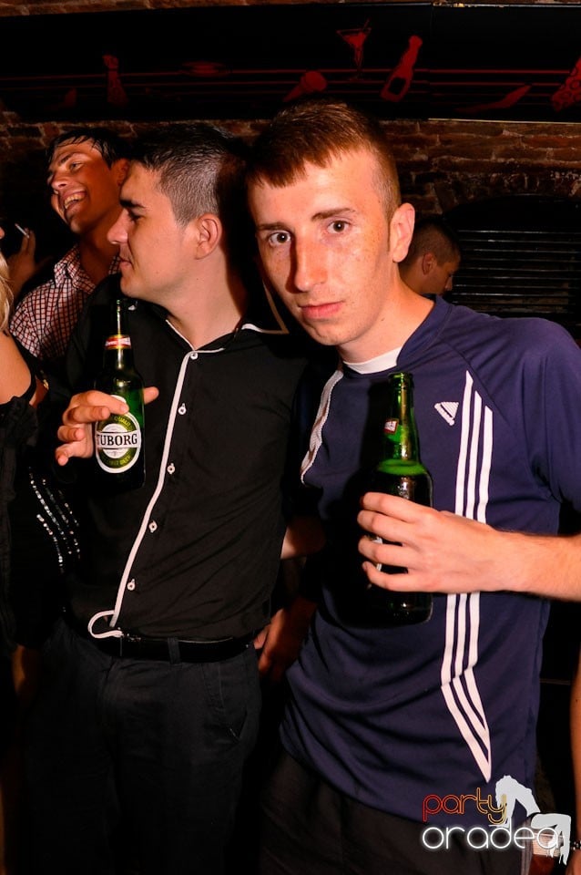 Seara promoţiilor în Club Escape, 