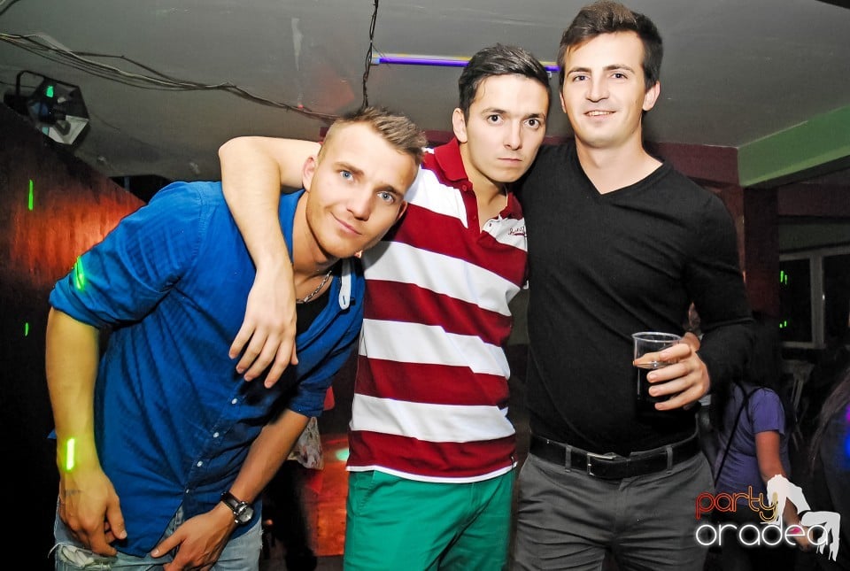 Season Opening Party, Royal Party House