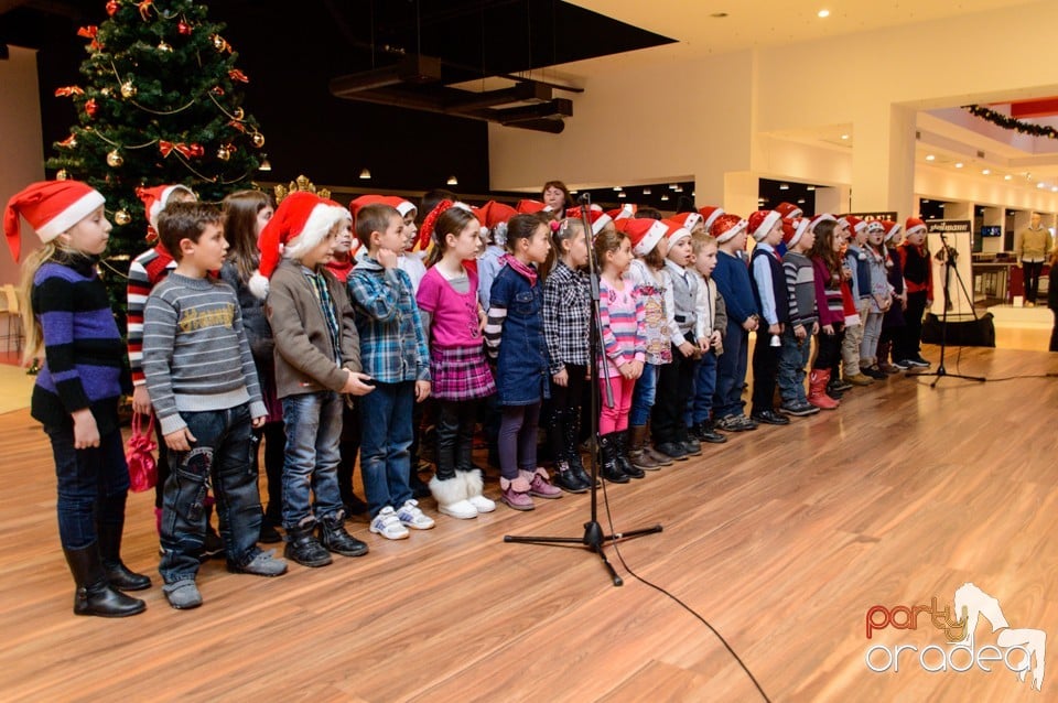 Serbare la Oradea Shopping City,