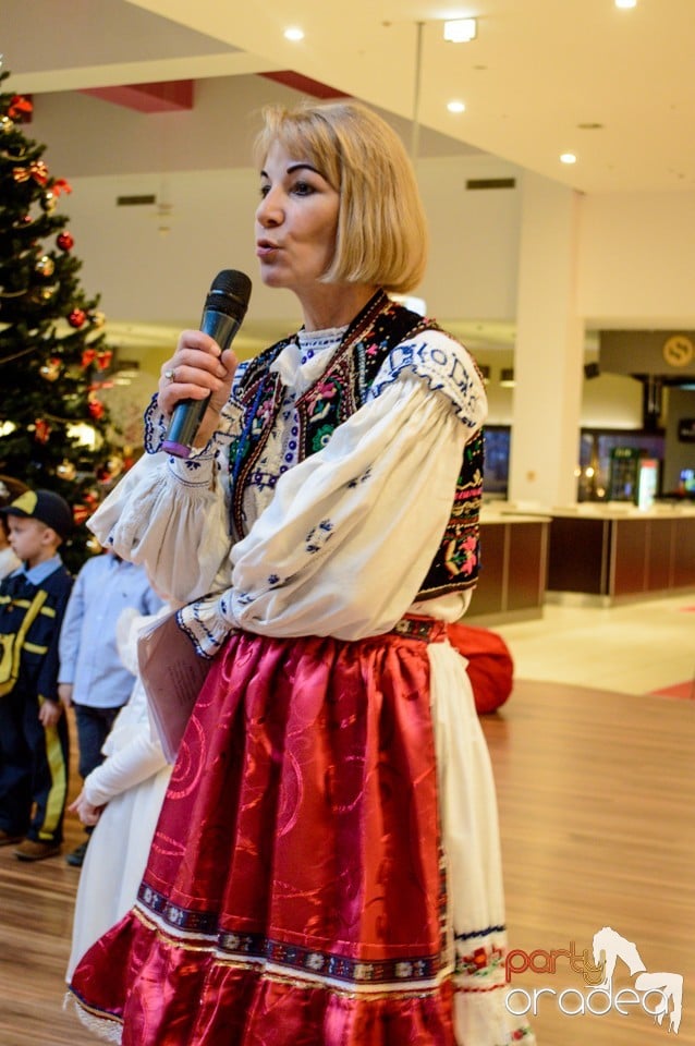 Serbare la Oradea Shopping City,