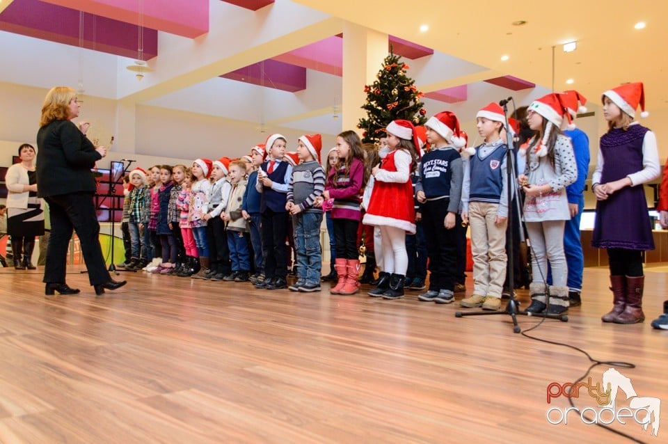 Serbare la Oradea Shopping City,
