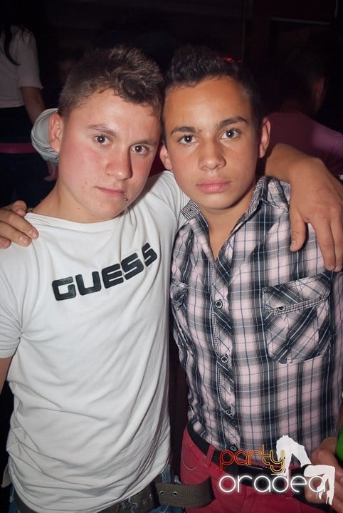 Seven sâmbătă noaptea, 