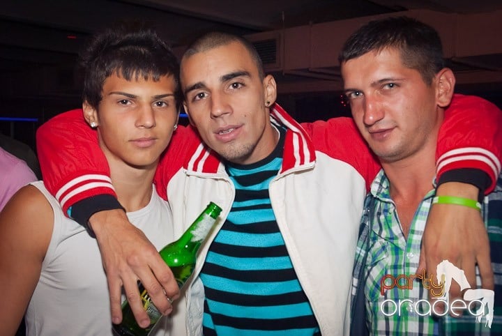 Seven sâmbătă noaptea, 