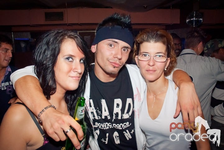 Seven sâmbătă noaptea, 