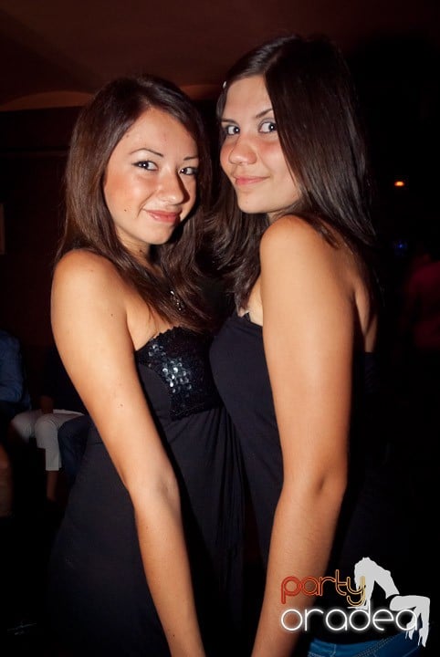 Seven sâmbătă noaptea, 