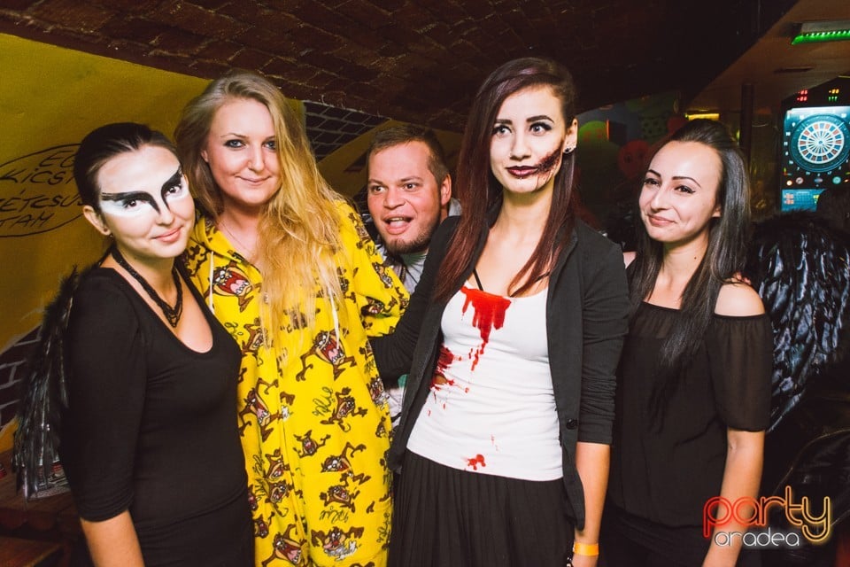 Sexy & Scary Halloween Party, 