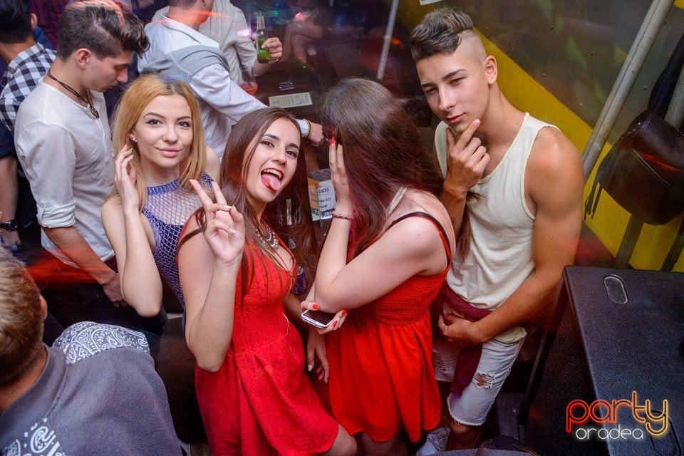 Sexy Weekend, 