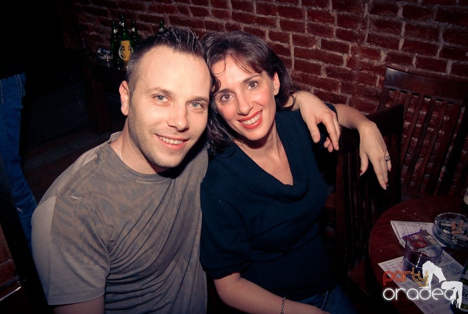 Sfârşit de săptămână în Club Escape, 