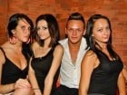 Sfârşit de săptămână în Club Escape