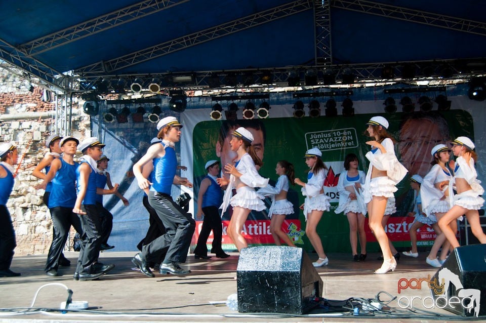 Show de dans la Majális, Cetatea Oradea