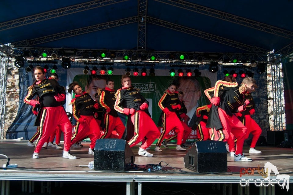 Show de dans la Majális, Cetatea Oradea