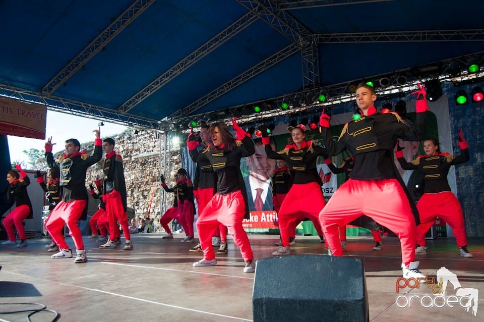 Show de dans la Majális, Cetatea Oradea