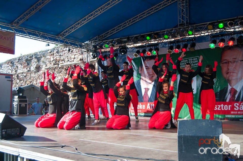 Show de dans la Majális, Cetatea Oradea