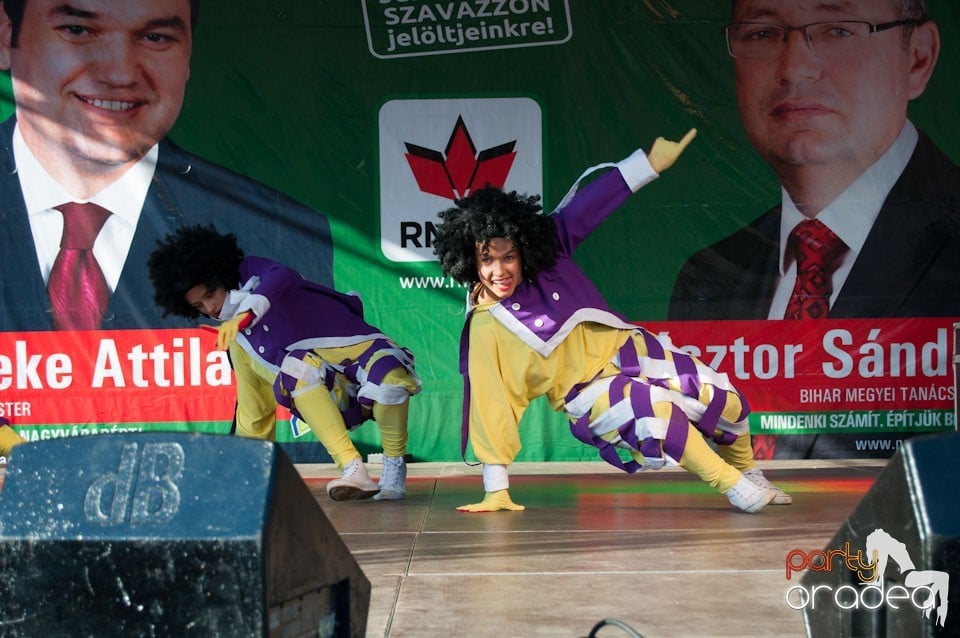 Show de dans la Majális, Cetatea Oradea