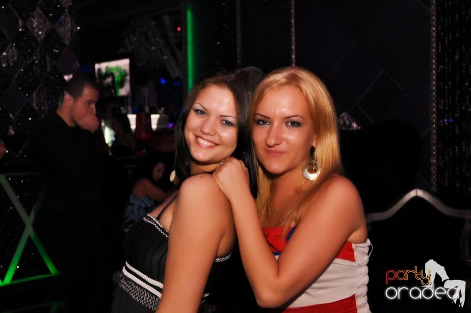 Show Must Go On @ The One,