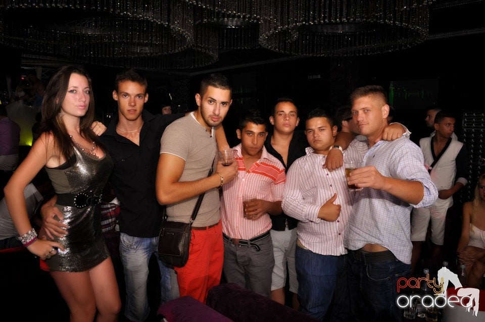 Show Must Go On @ The One,