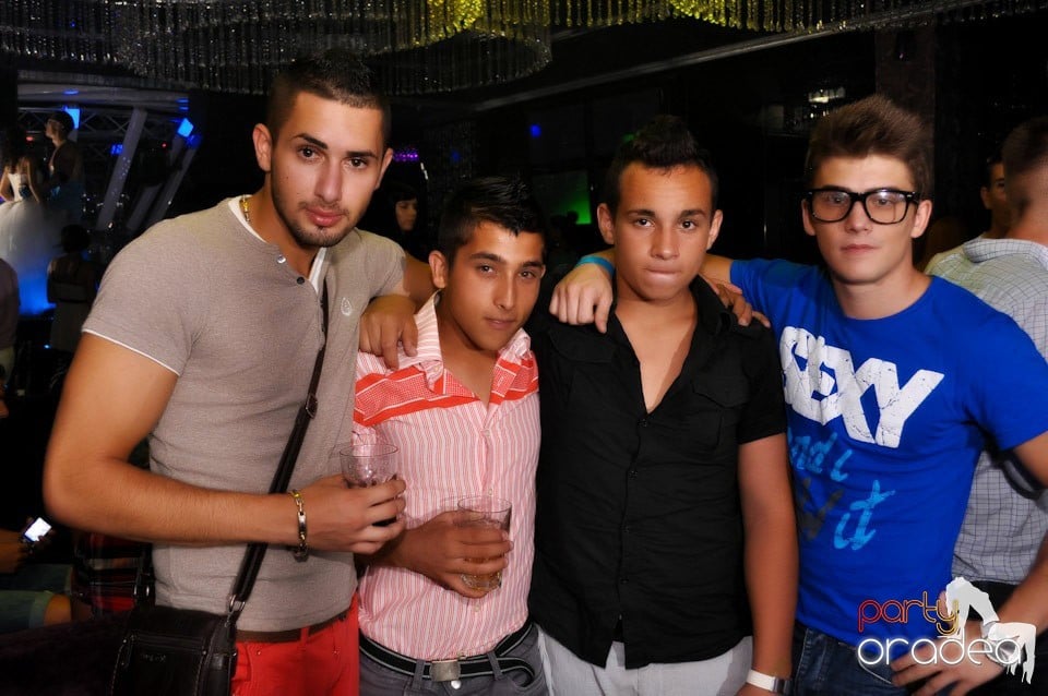 Show Must Go On @ The One,