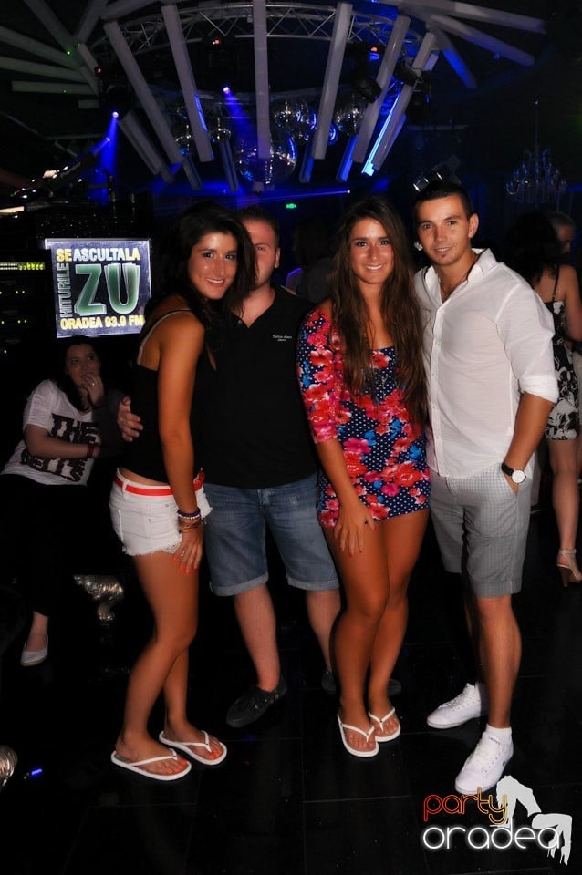 Show Must Go On @ The One,