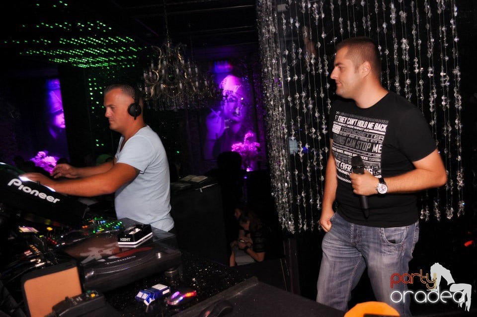 Show Must Go On @ The One,