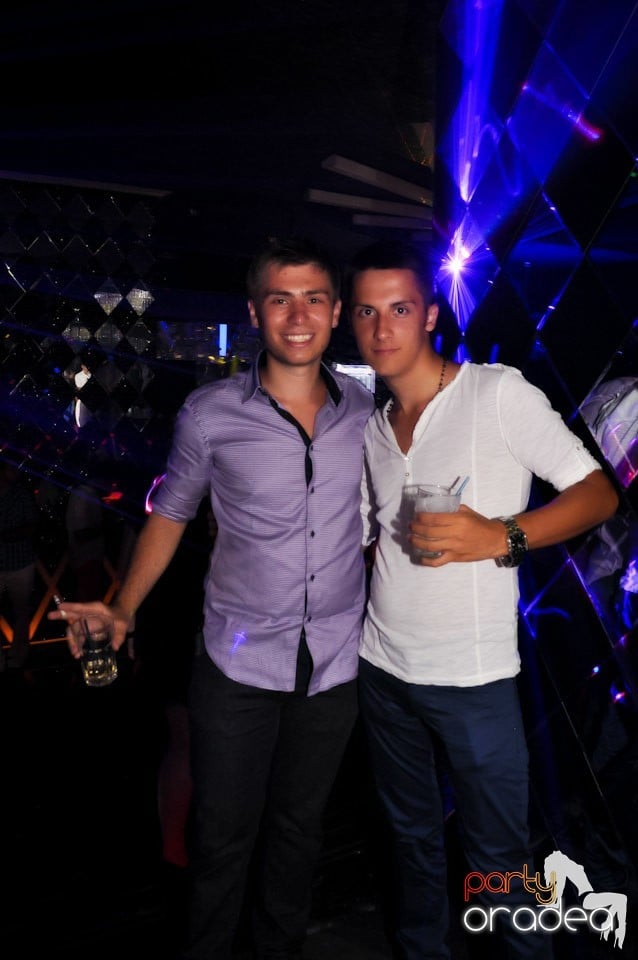 Show Must Go On @ The One,