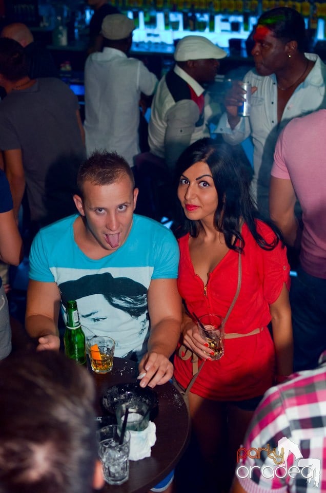 Shut Up And Dance @ The One, 