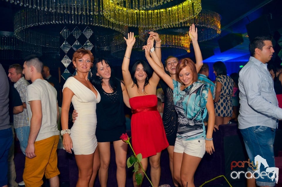 Shut Up And Dance @ The One, 