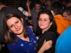 Simte basul în Club Escape